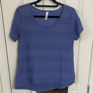 LulaRoe Classic T Top (M)